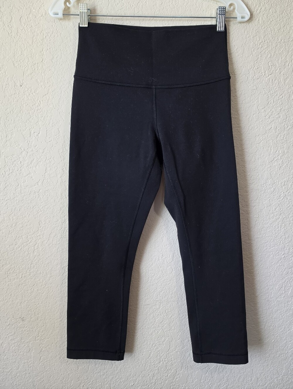 Lululemon Align High Rise Crop Leggings 21 Black Nulu Size 6 Yoga Pants